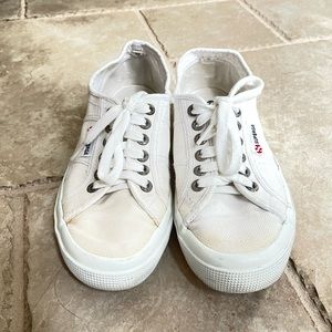 Superga Sneakers